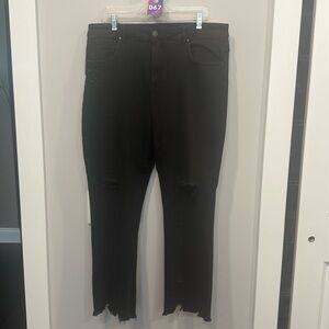 Risen Straight Leg Jeans